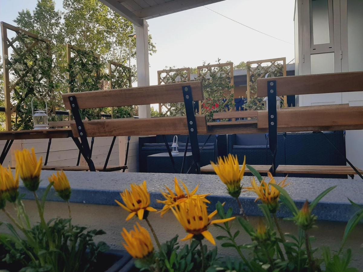 Eat&Stay B&B Pompeya Exterior foto